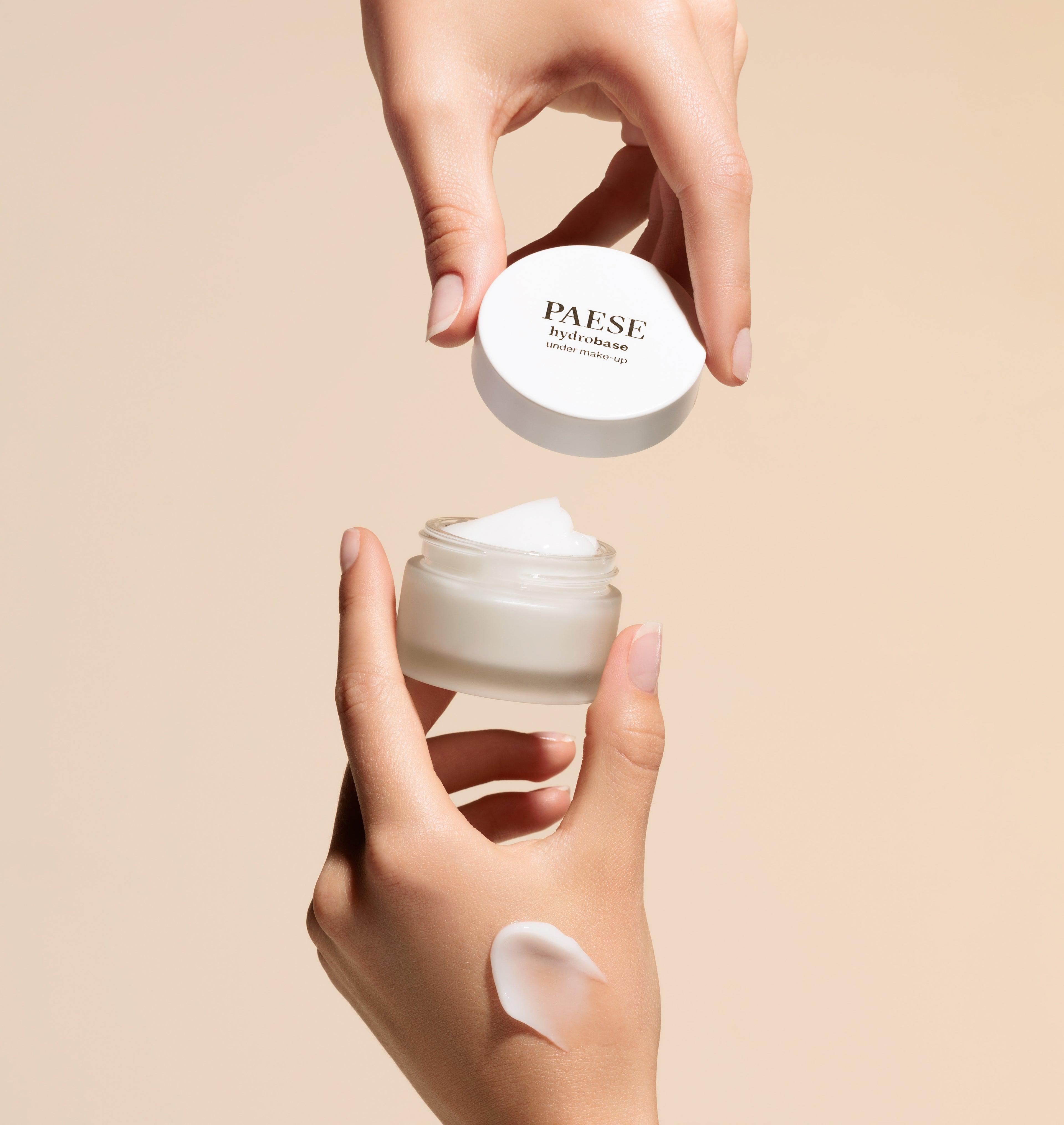 Hydrobase Under Make-up