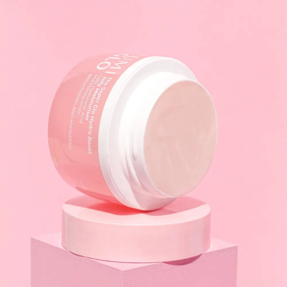 The Super Glo Hydro Boost Jelly Moisturiser